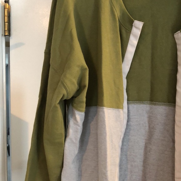 Oversized Sweatshirt Cardigan - Picture 2 of 3